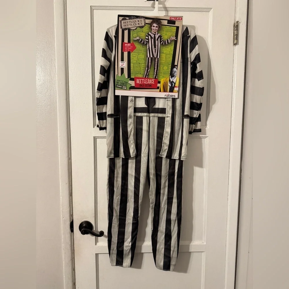 Beetlejuice Child Halloween Costume Sz medium